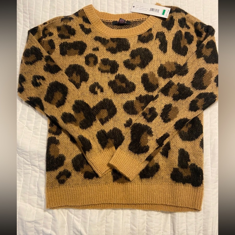 Cheetah sweater